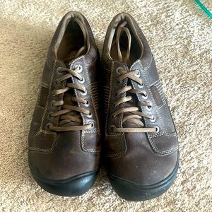 Men’s Keen Austin Brown Leather Shoes.